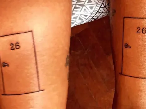 Hay una explicación: por qué un jugador de Boca tiene tatuada una puerta en la pierna