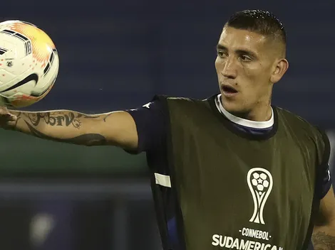 Problemas para Centurión: viajó a Bolivia para sumarse a Oriente Petrolero, pero un conflicto político pone en duda su pase