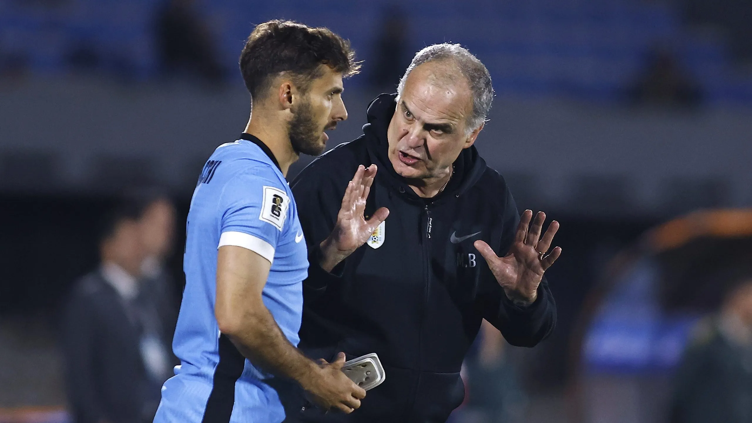 Marcelo Bielsa y Marcelo Saracchi en la Selección de Uruguay (Getty Images)