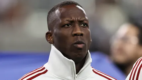 La decisión del DT de Perú con Advíncula.