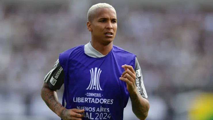 El delantero brasileño compartirá equipo con un ex Boca.