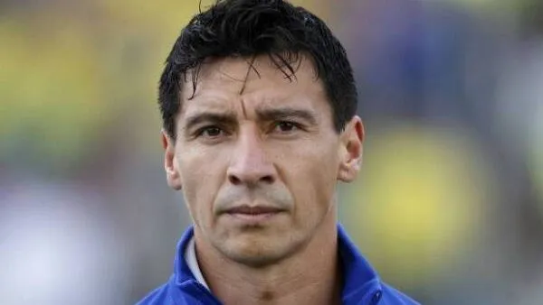 Pablo Contreras, crítico con Carlos Palacios.