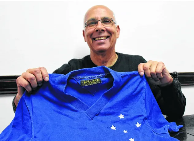 Ortiz jugó en la final de la Copa Libertadores 1977 contra Cruzeiro. (Río Negro)