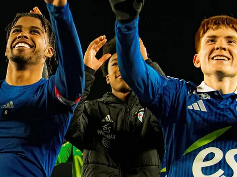 El Colo Barco vivió un emotivo momento en el vestuario del Racing de Estrasburgo