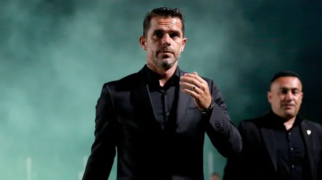 Fernando Gago, entrenador de Boca