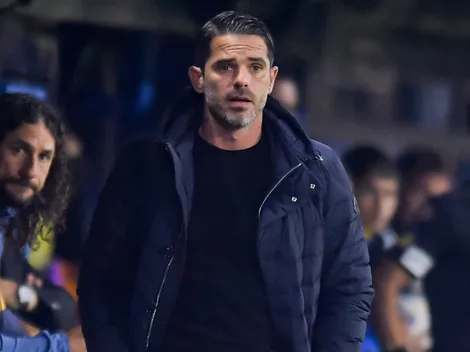 Un periodista descolocó por completo a Gago en la conferencia: "Camina la cancha"