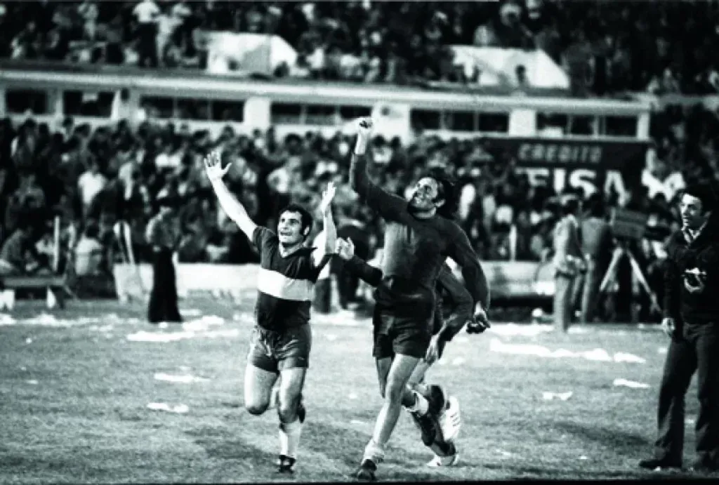 La final del Nacional 76, el mejor momento de Gatti en Boca. (El Gráfico)
