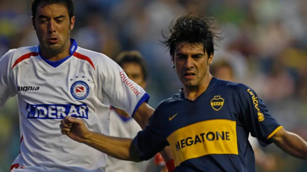 El paraguayo jugó dos años en Boca siendo protagonista. (Imago)