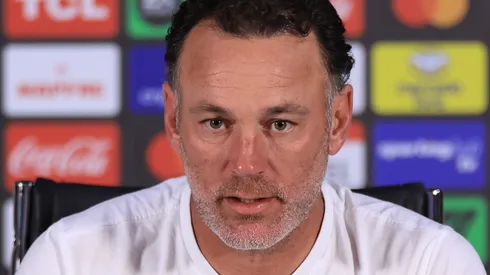 El aviso que hizo el entorno de Milito que ya llegó a Boca.