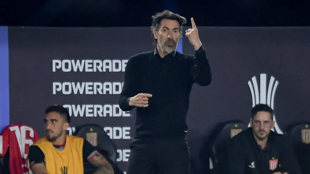 Eduardo Domínguez anunció que se queda en Estudiantes. (Getty)