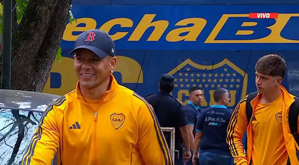 Rojo llegó con una gorra especial a Victoria. (ESPN)