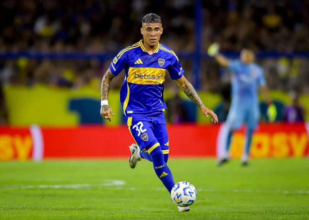 Boca puede ir a por un defensor central por la situación de Ayrton Costa. (Getty)
