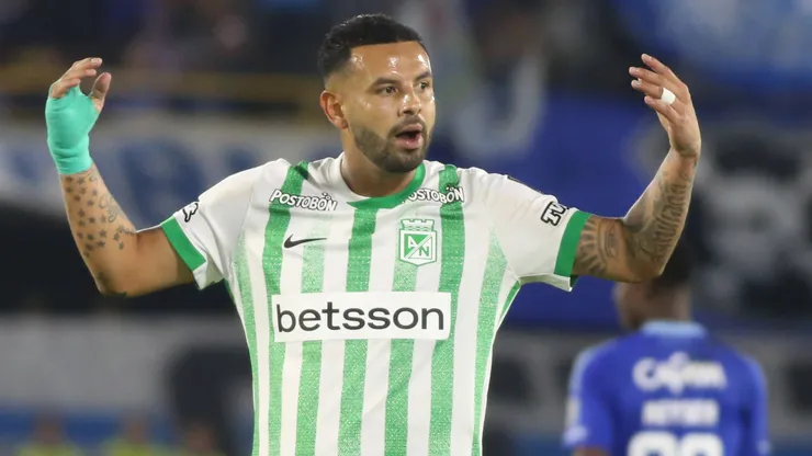 El mediocampista colombiano interesa en un equipo del fútbol argentino.