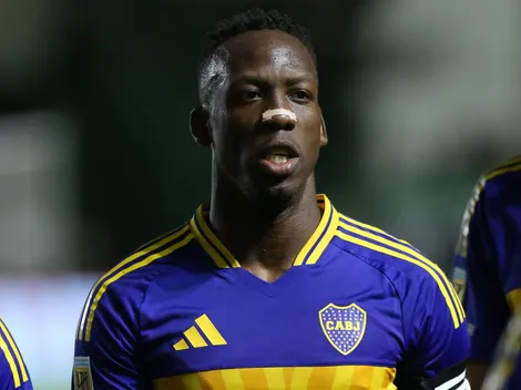 San Pablo se contactó con Advíncula y el jugador ya habló con Riquelme