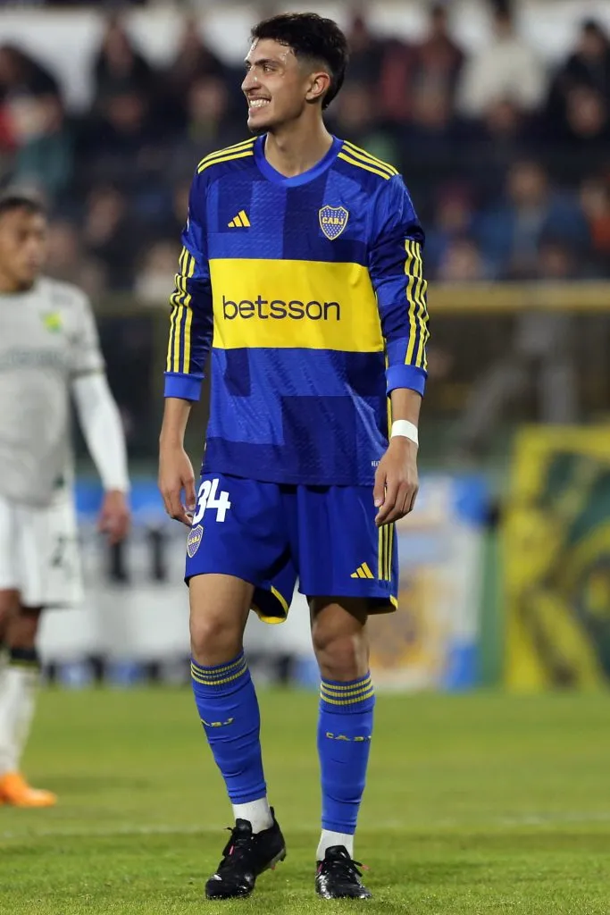 Mateo Mendia ya debutó en la Primera de Boca. (Getty Images)