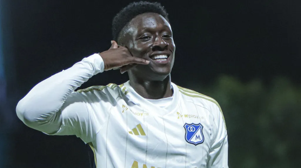 Jhon Emerson Córdoba en Millonarios (@Azul_Total)
