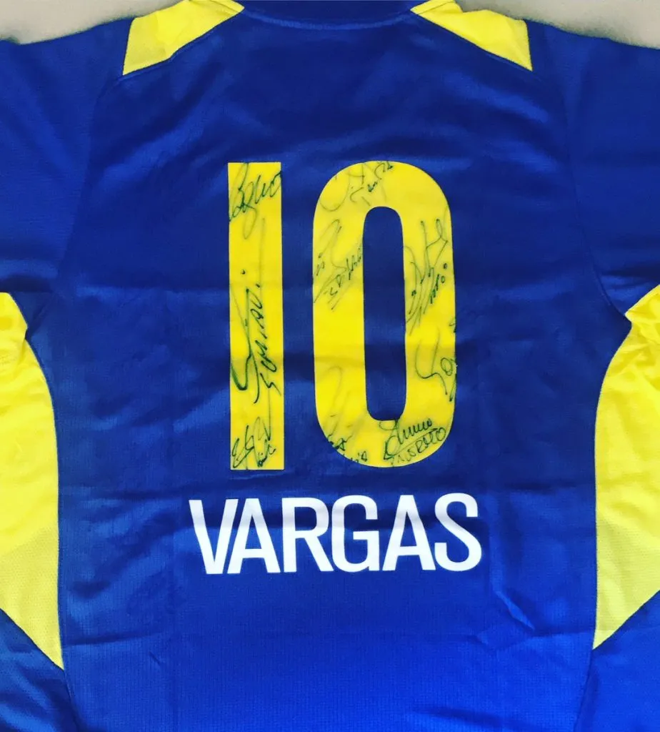 La “10” que usó Vargas en Boca. (@FabianVargas6)