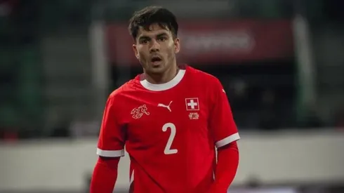 Blondel jugó unos minutos con la selección de Suiza.