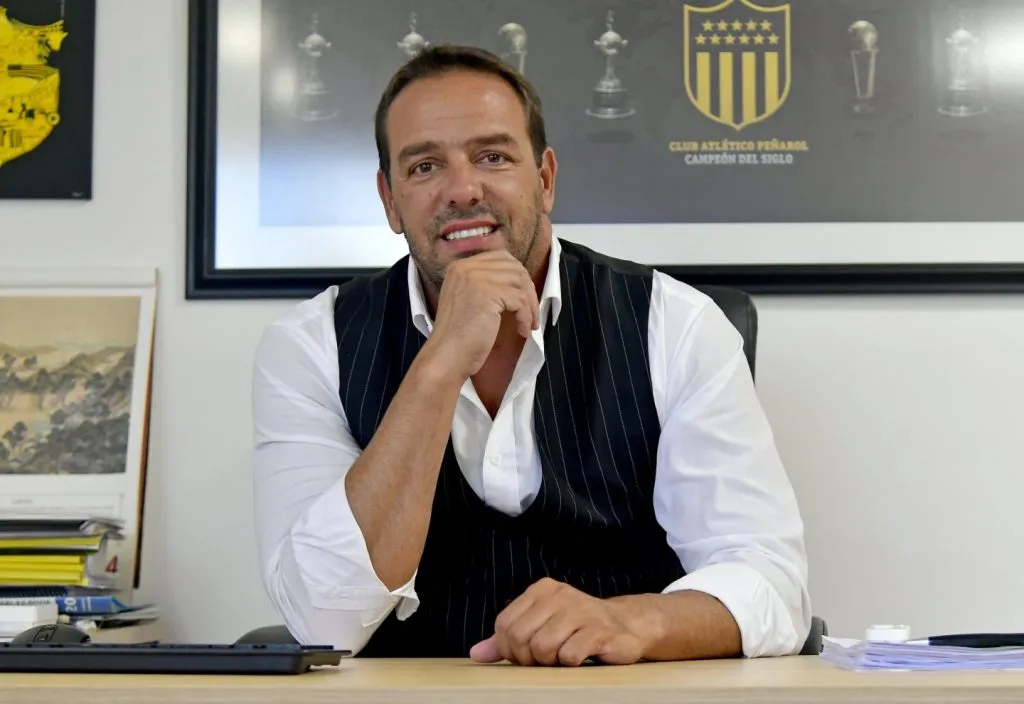 Ruglio, presidente de Peñarol de Uruguay.