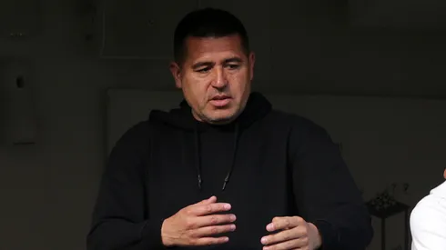 Riquelme busca vender a 5 jugadores tras el Mundial de Clubes.