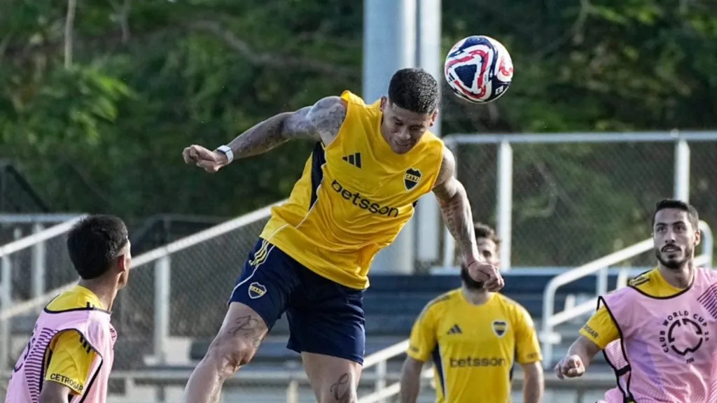 Boca se entrena en la Barry University pensando en Benfica. (Boca Juniors)
