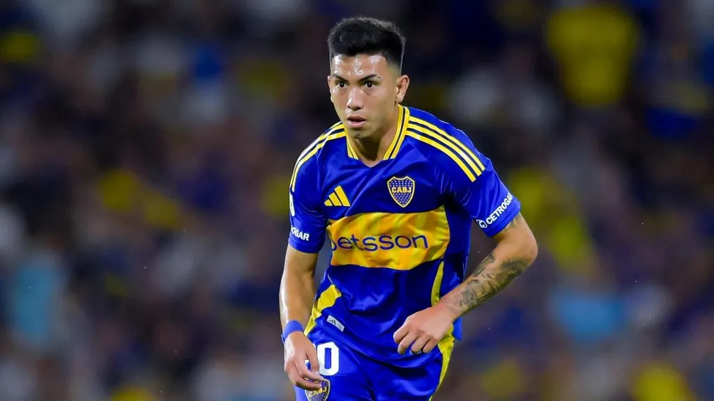 Alan Velasco, entre los titulares en la última prueba de Russo.