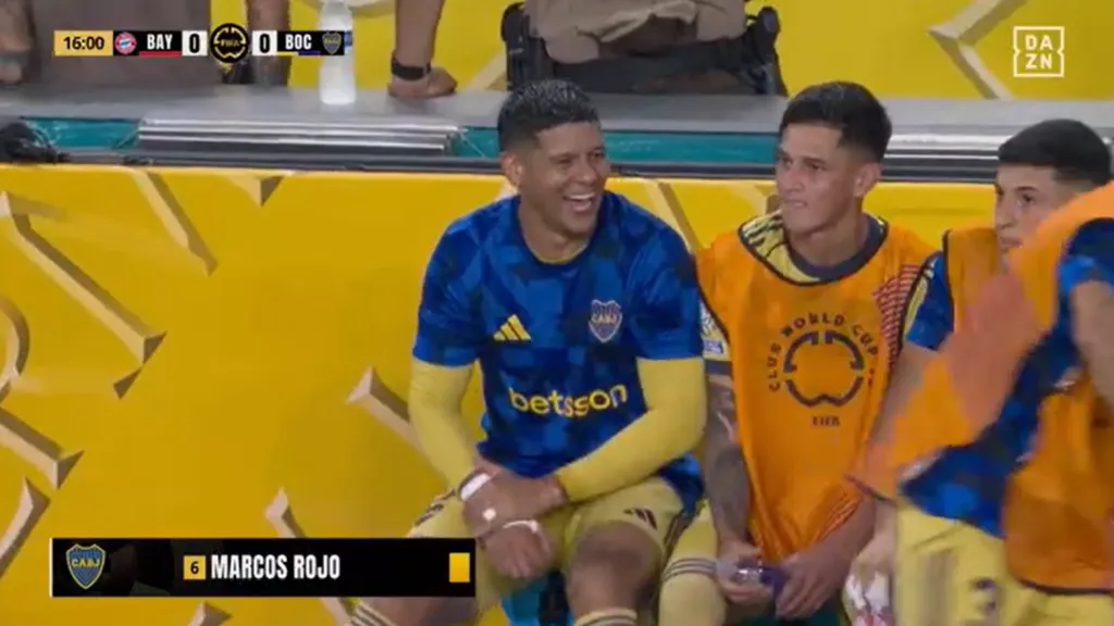 Rojo vio la amarilla contra el Bayern en el banco de suplentes. (DAZN)