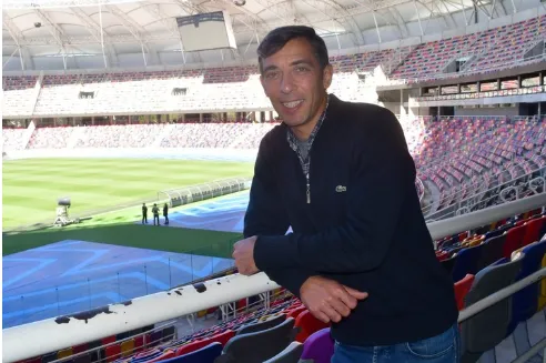 Marchant trabaja en el Estadio Madre de Ciudades. (Diario Olé)