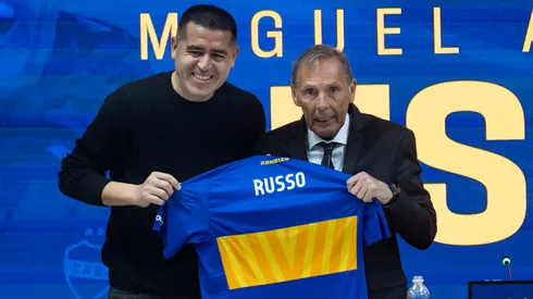 Russo le hizo un pedido a Riquelme que ya había hecho Gago en el pasado.