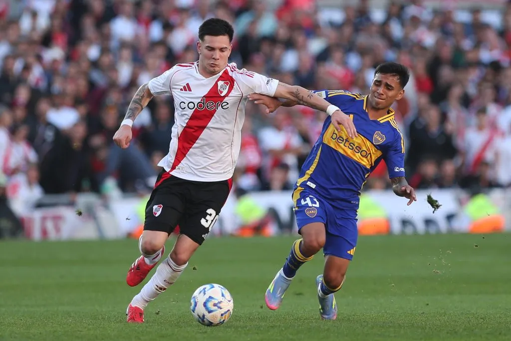 Milton Delgado debe “pelear” un lugar en Boca. (Getty)