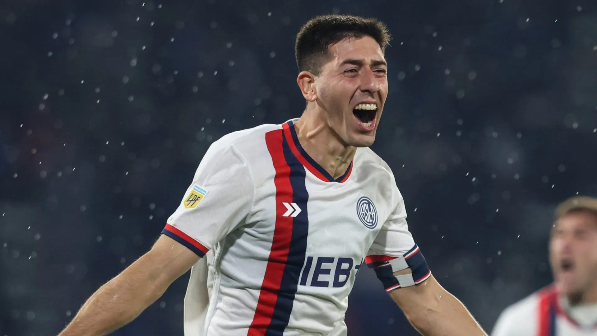 Boca quiere a Hernández y espera por la resolución de la Asamblea.