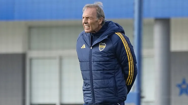 Russo decidió que dos jugadores de Boca entrenen con los juveniles.