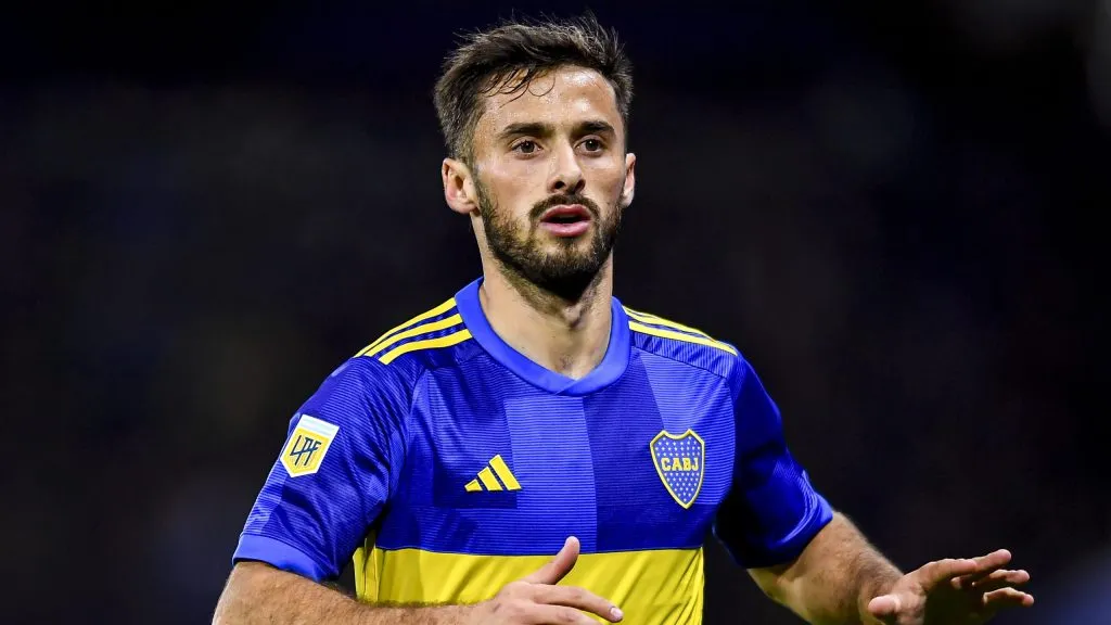 Marcelo Saracchi busca su salida de Boca