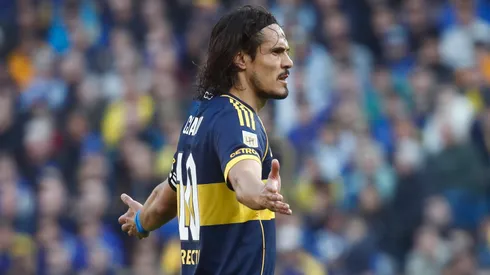 Cavani fue el más castigado por los hinchas de Boca contra Racing: "Basta"