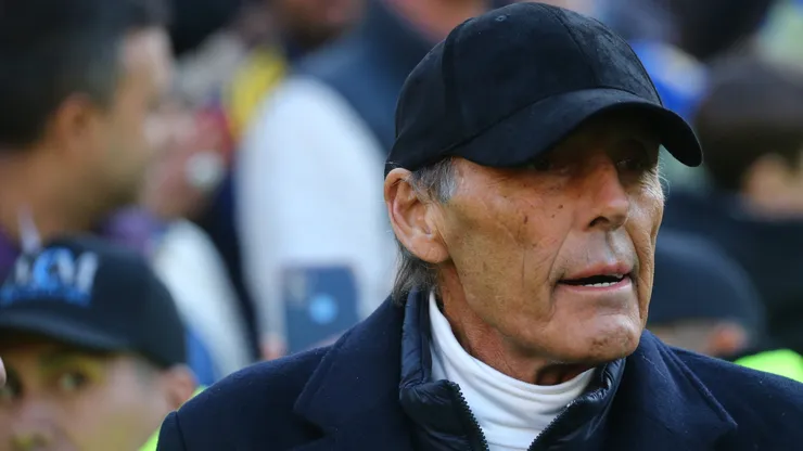 Russo no hablará en conferencia.