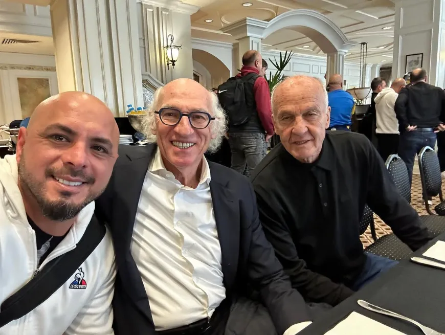 Omar Pérez junto a Carlos Bianchi y el Toti Veglio, durante un encuentro en 2022. (Instagram)
