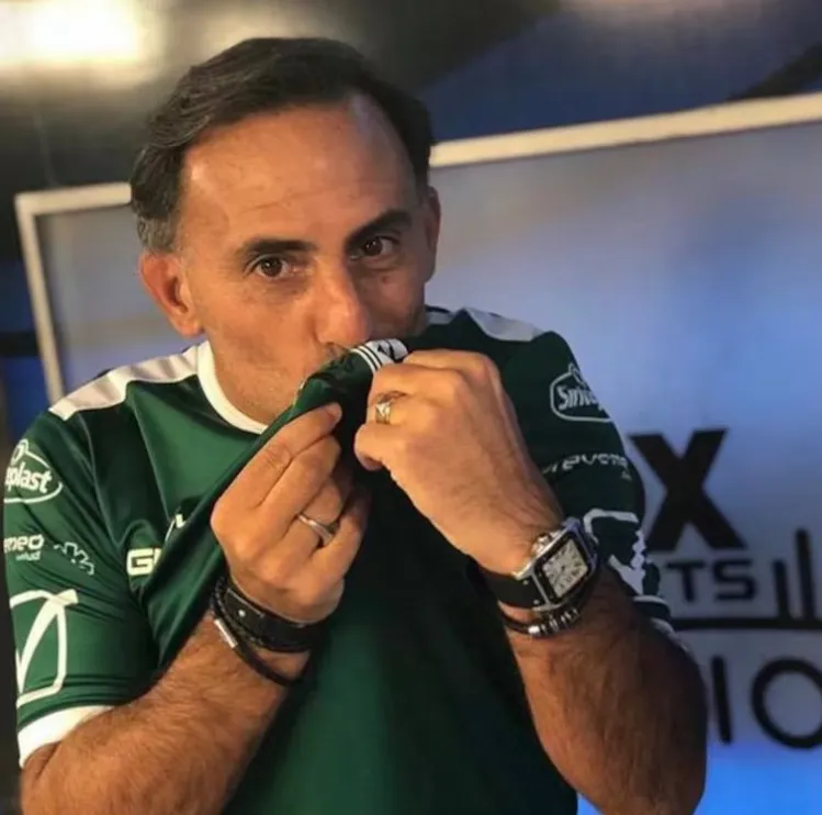 Latorre quiere ayudar a Ferro en este momento.