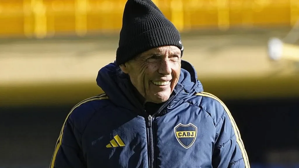 Russo nunca perdió en el Malvinas Argentinas como DT de Boca.