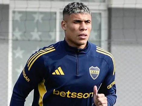 Solo un susto: Ayrton Costa terminó con dolores el último partido de Boca, pero pudo entrenarse a la par