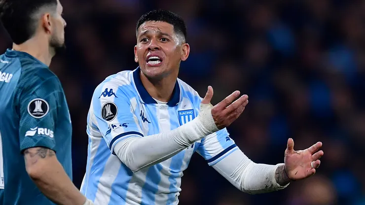 Rojo firmó con Racing pero solo puede jugar Libertadores y Copa Argentina.