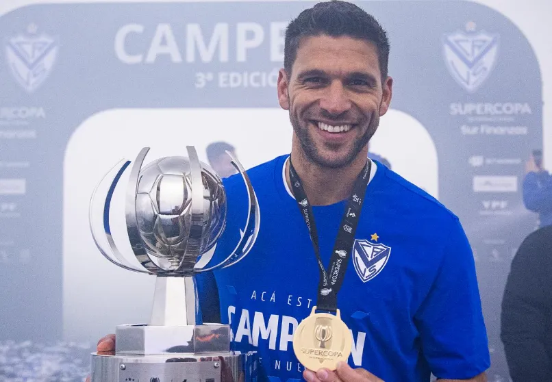 Magallán sumó otro título con Vélez. (Instagram)