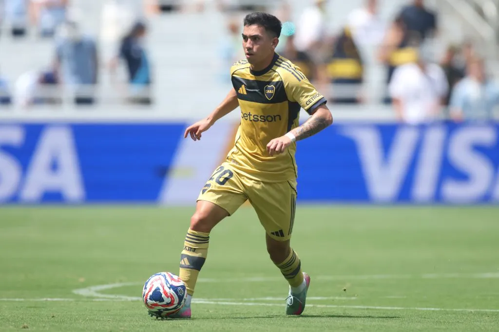 Alan Velasco, sin entrenarse en Boca. (Getty)