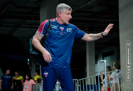 Palermo asumió como DT de Fortaleza.