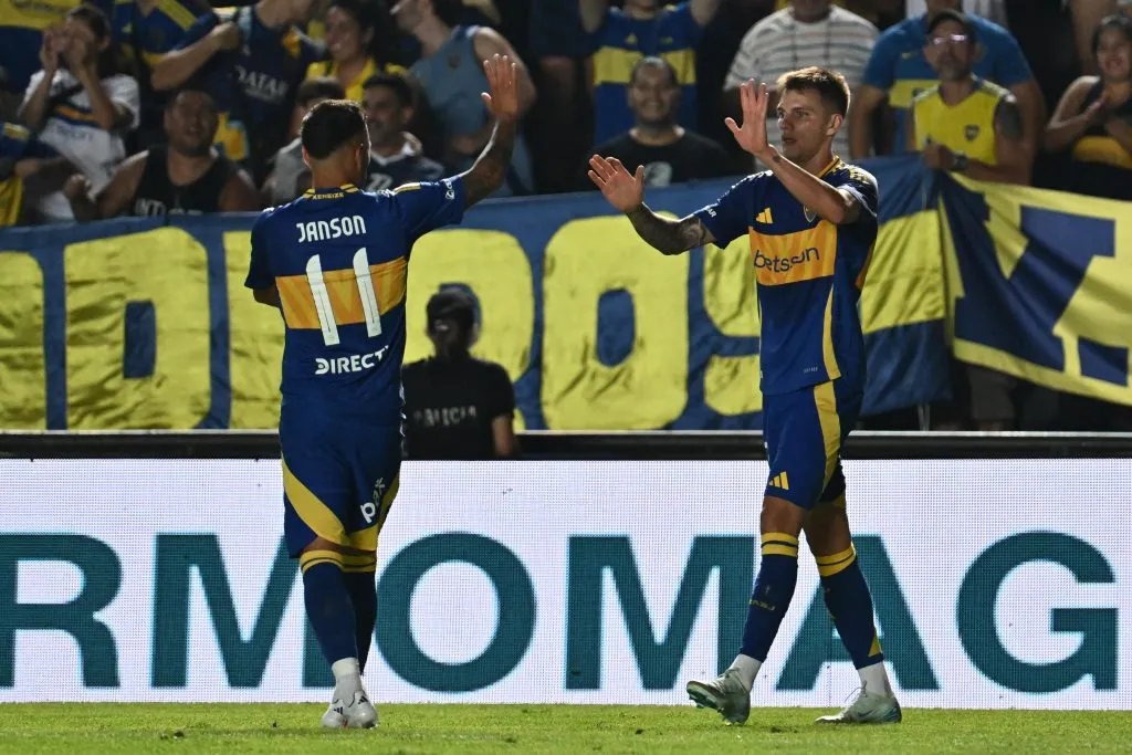 Janson y Zenón volvieron a sumar minutos con la camiseta de Boca. (Getty)