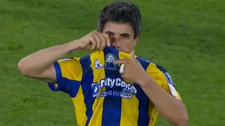 Malcorra hizo un gol y se lo dedicó a Russo.