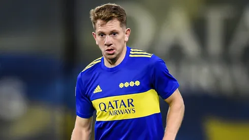 Rolón continúa con el pase en su poder.