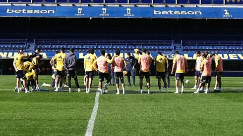 El futbolista que no participó del ensayo futbolístico por una molestia muscular.