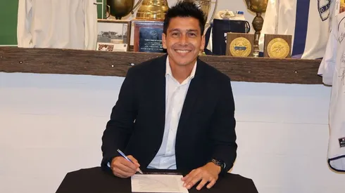 Caneo es dirigente en Quilmes.