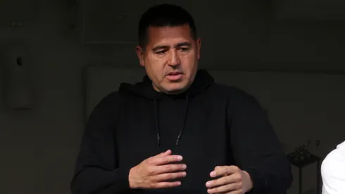 Riquelme le buscará salida a cuatro jugadores de Boca.