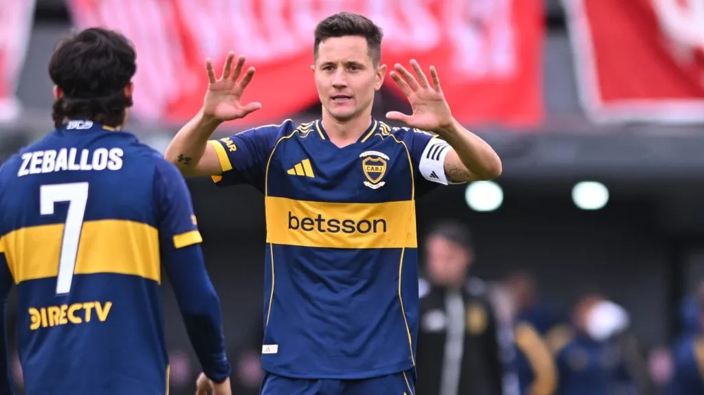 Ander Herrera, con la cinta de capitán en Boca. (Getty)